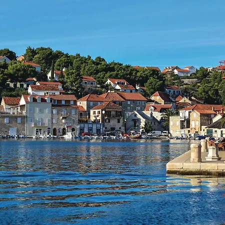 Holiday home 6 Bedroom Gorgeous In Milna Milna (Brac)